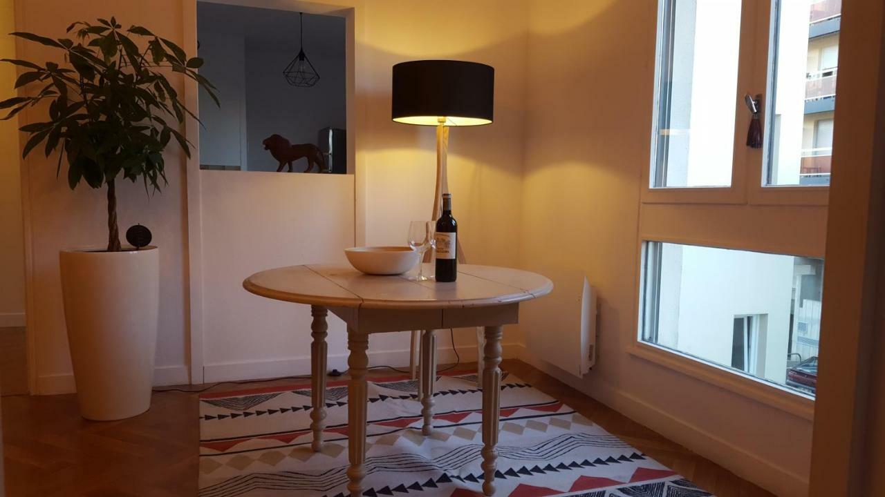 Votre Escale - Le Globe Trotteur Leilighet Niort Eksteriør bilde